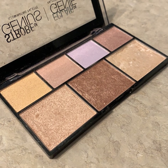NYX Strobe of Genius Highlight Palette - 50% off - Picture 4 of 11